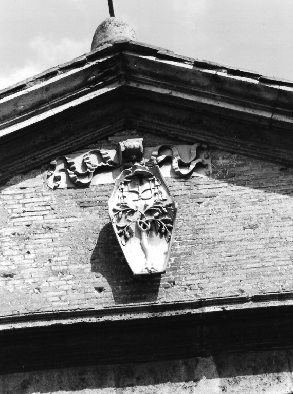 stemma cardinalizio (rilievo) - ambito romano (seconda metà sec. XV)