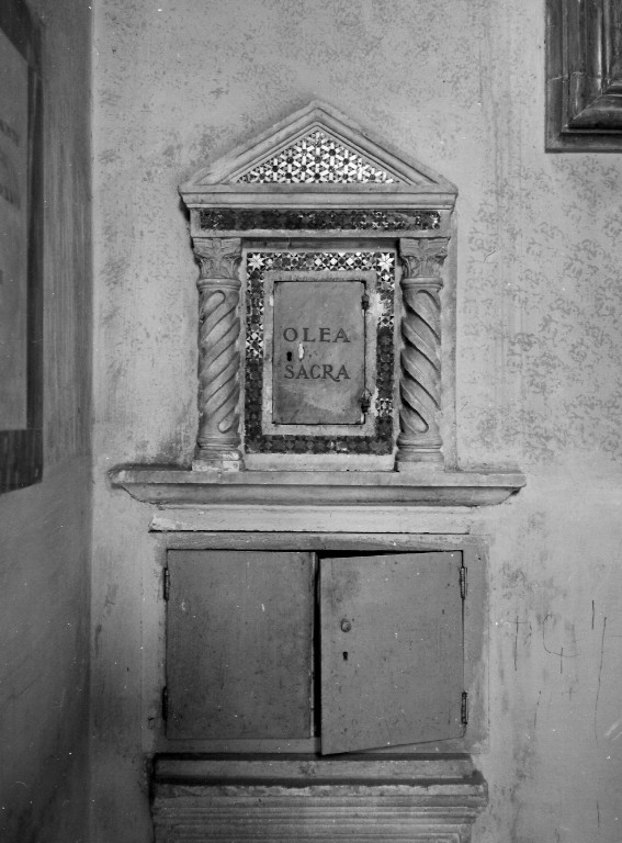 armadietto per oli santi - ambito romano (sec. XIII)