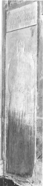 Figura giacente della defunta (lastra tombale) - manifattura romana (sec. XV)