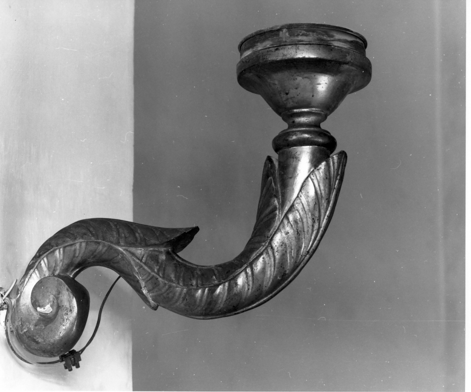 candeliere da parete, coppia - ambito italiano (fine/inizio secc. XIX/ XX)