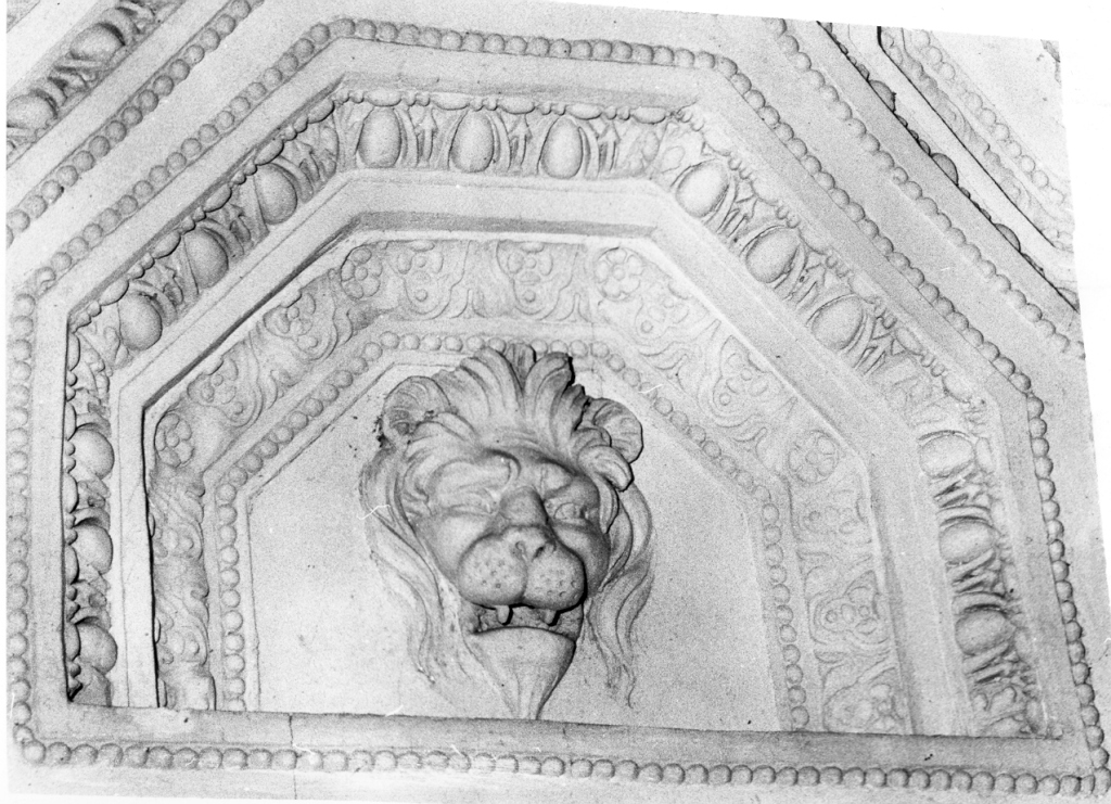 Testa di leone (rilievo) - ambito romano (sec. XVI)