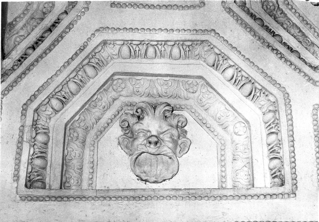 Maschera teatrale (rilievo) - ambito romano (sec. XVI)