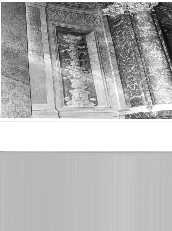 Candelabri e motivi ornamentali (dipinto) di Carani Giovanni (sec. XVIII)