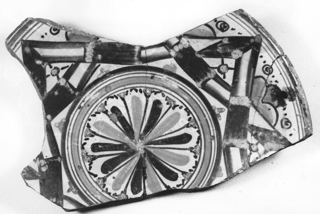 piatto, frammento - manifattura romana (metà sec. XVI)