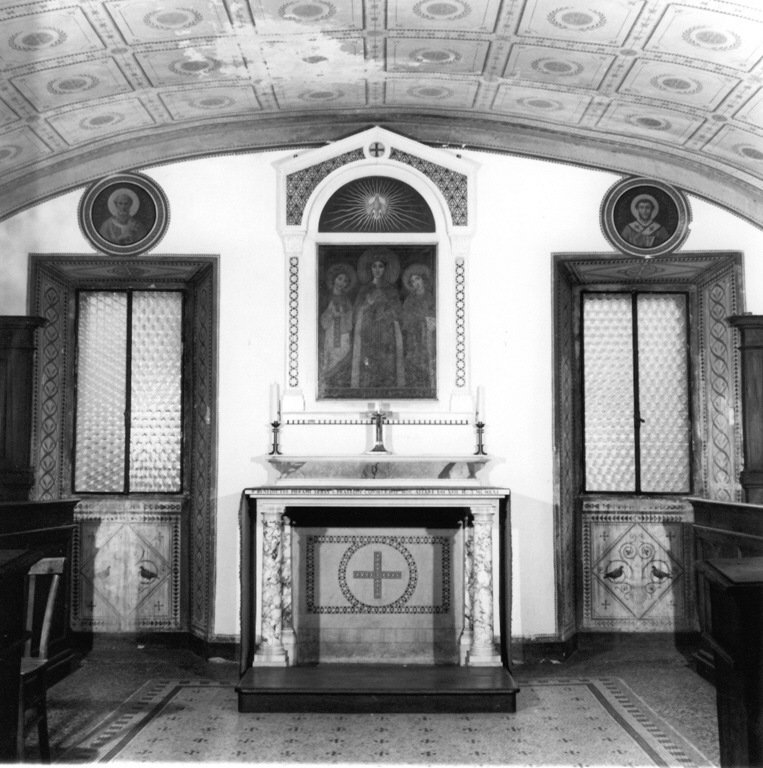 altare - bottega romana (sec. XX)