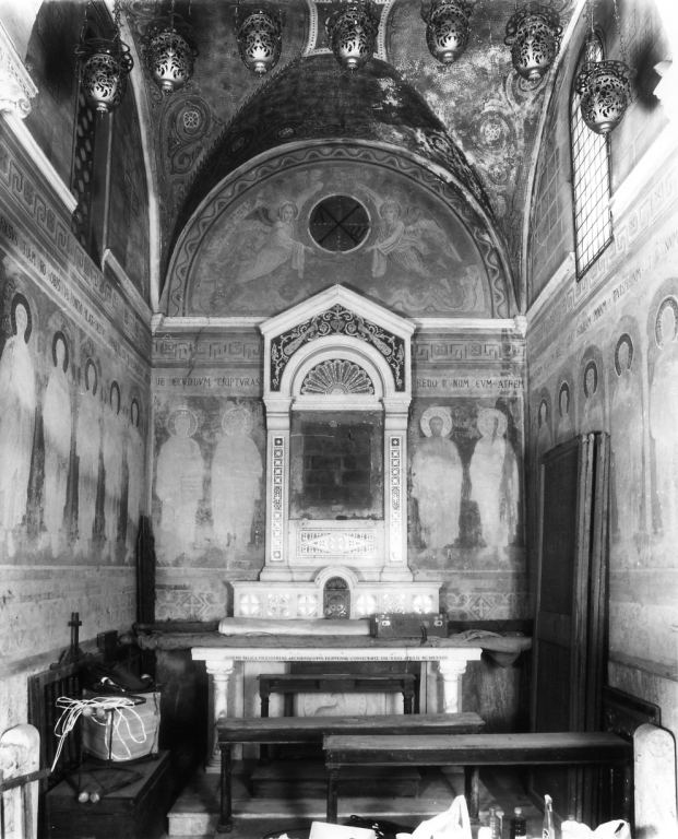 Apostoli, Madonna, angeli (dipinto) di Cisterna Eugenio (inizio sec. XX)