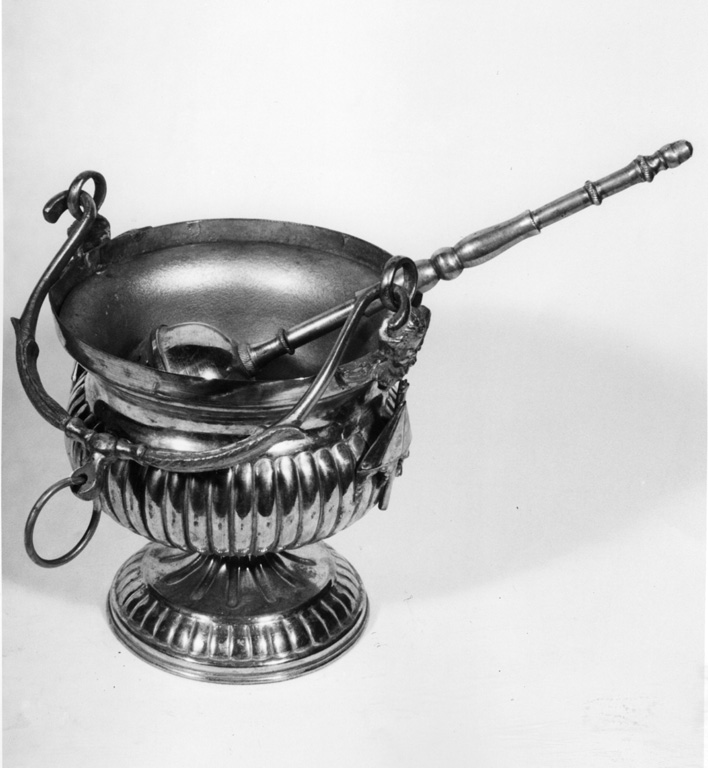 secchiello per l'acqua benedetta - manifattura romana (secc. XIX/ XX)