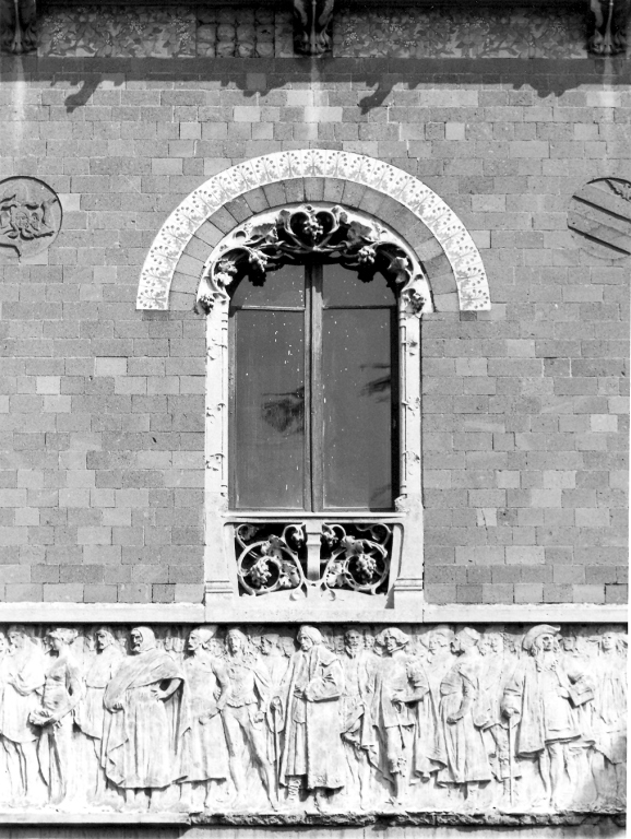 mostra di finestra di Ximenes Ettore (sec. XX)