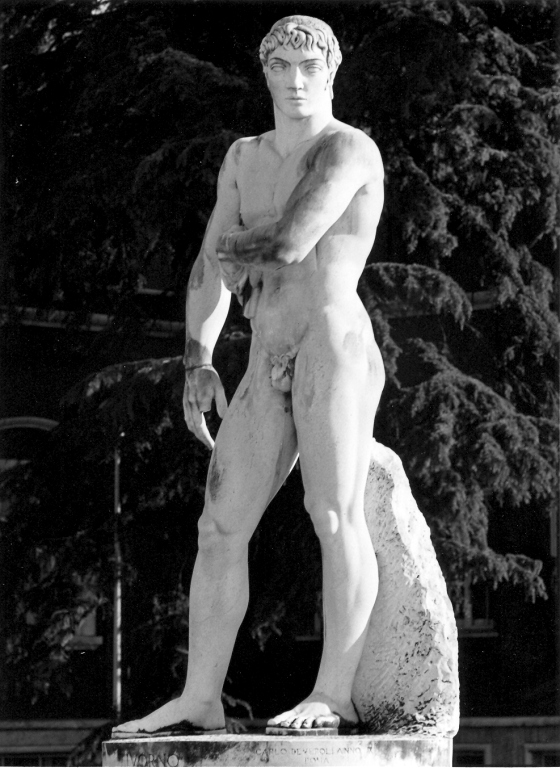 atleta che si asciuga (scultura) di De Veroli Carlo (sec. XX)