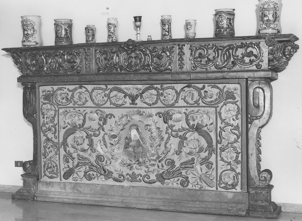 paliotto - ambito francescano (sec. XVII)