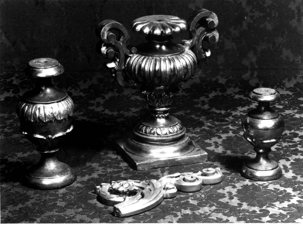 candeliere d'altare - ambito romano (sec. XIX)