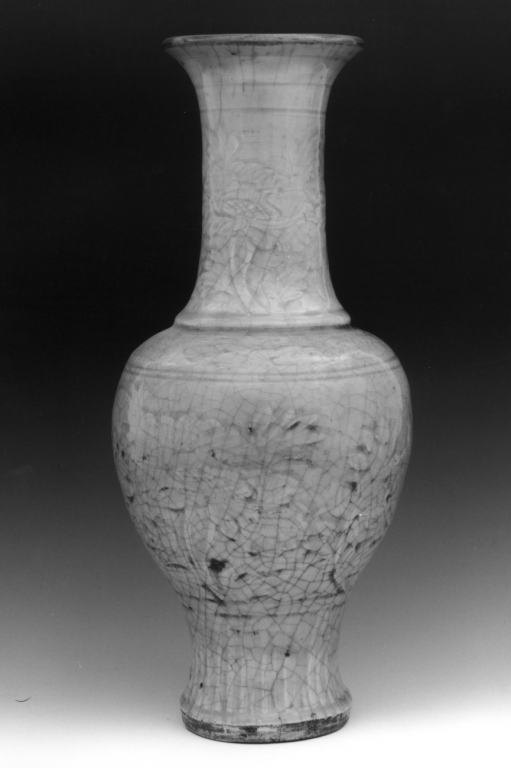 vaso - manifattura di Longquan (fine sec. XV)