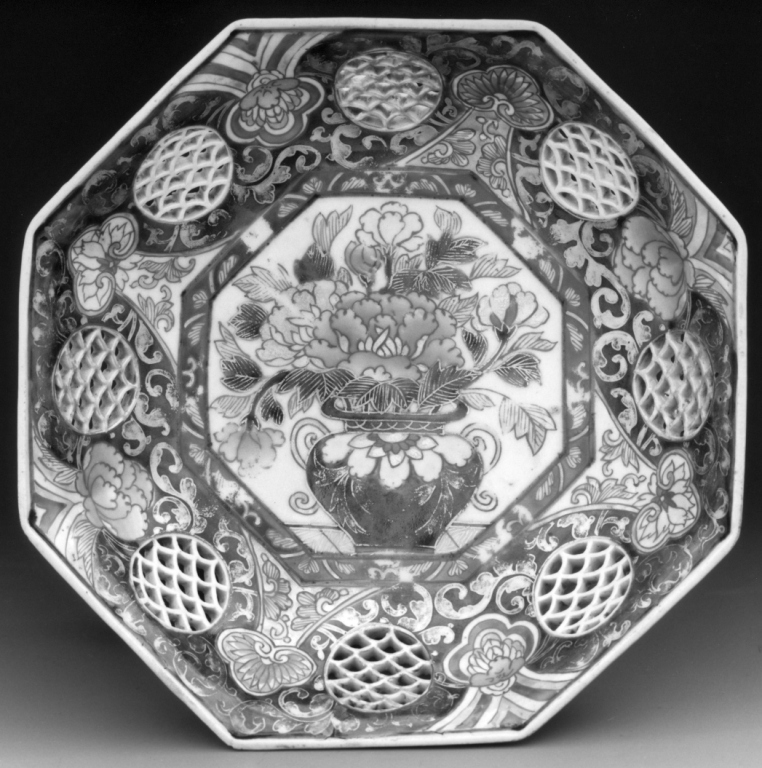 piatto - manifattura di Arita/ Imari (prima metà sec. XVIII)