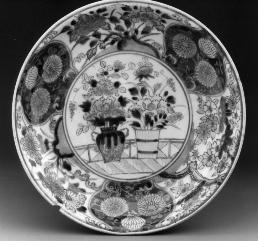 piatto - manifattura di Arita/ Imari (prima metà sec. XVIII)