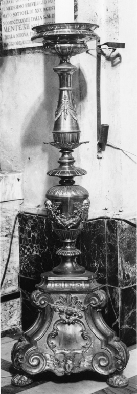 candeliere - ambito romano (sec. XIX)