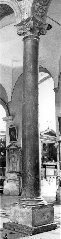 colonna - bottega romana (secc. I/ IV)