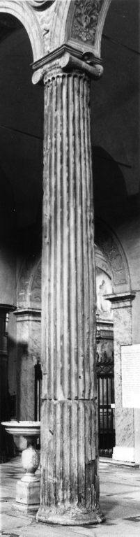colonna ionica - bottega romana (fine/inizio secc. II/ IV, secc. IX/ X)