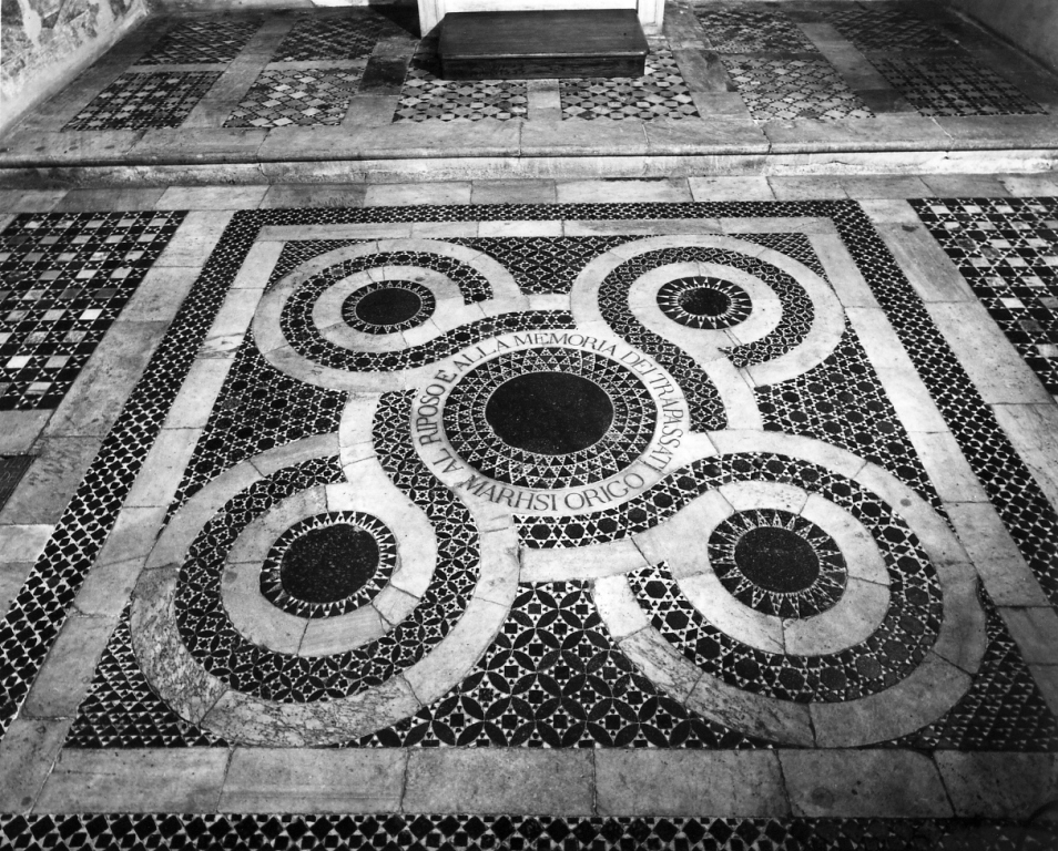 pavimento cosmatesco - ambito romano (secc. XV/ XVI)