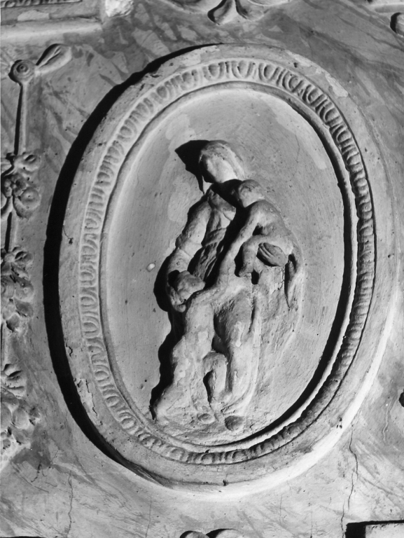 Carità (rilievo) di Muziano Girolamo detto Girolamo da Brescia, De Rossi Sebastiano (sec. XVI)