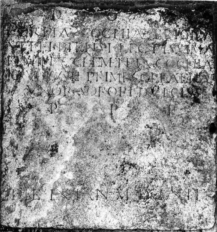 lapide tombale - bottega romana (sec. XVI)