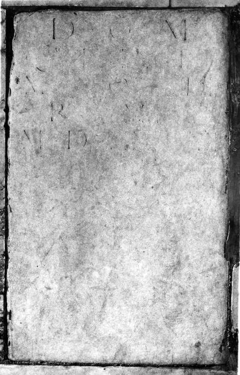 lapide tombale - bottega romana (sec. XVI)