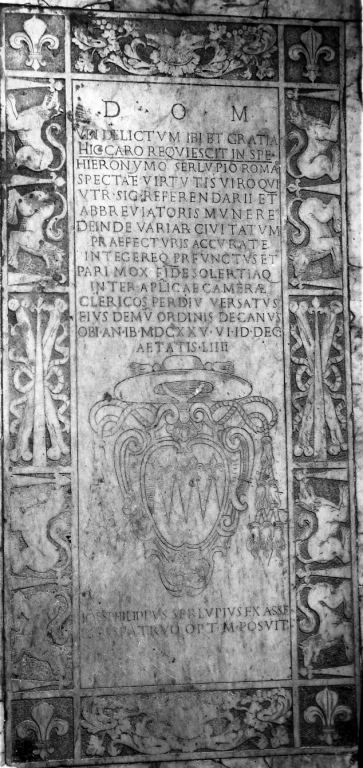 lapide tombale - ambito romano (sec. XVII)