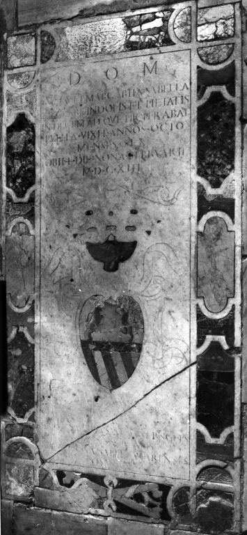 lapide tombale - bottega romana (sec. XVII)