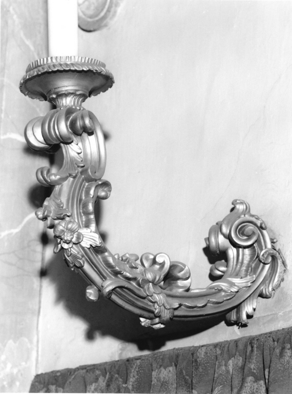 candeliere, serie - bottega romana (prima metà sec. XVIII)