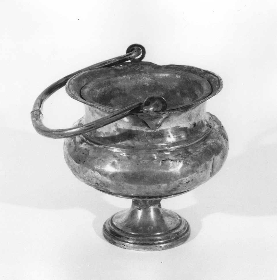 secchiello per l'acqua benedetta - bottega romana (sec. XVIII)