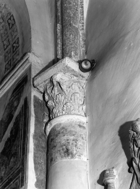 colonna corinzia, serie - bottega romana (secc. III/ IV)