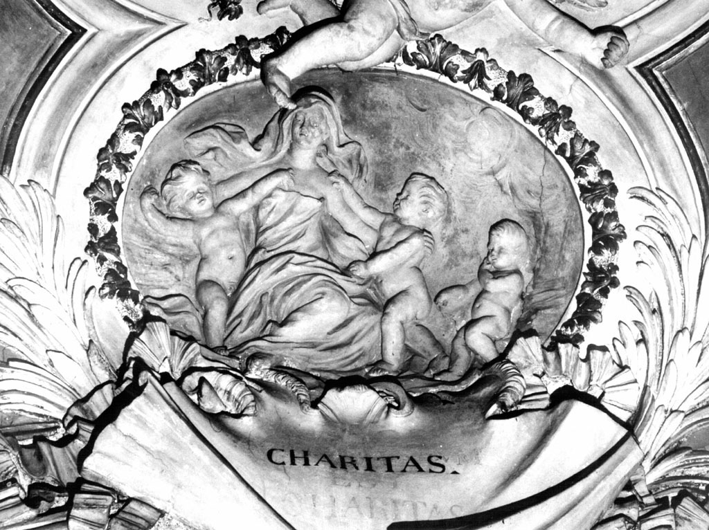 Carità (rilievo) di Sardi Giuseppe (sec. XVIII)