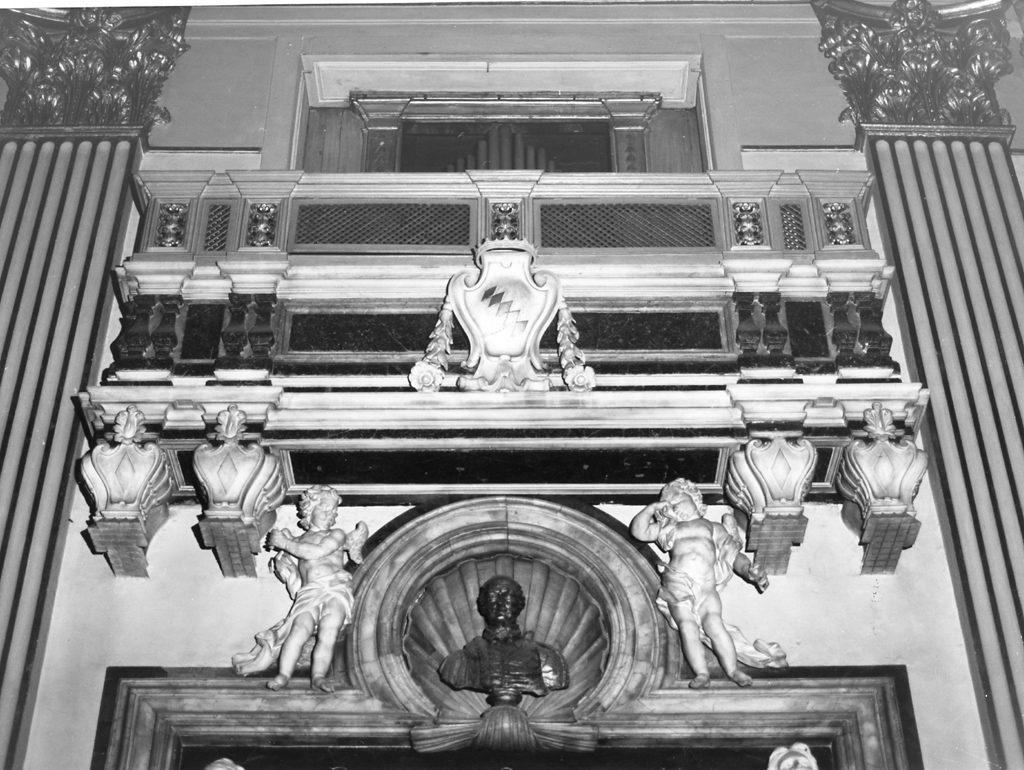 cantoria, coppia di Fontana Carlo (ultimo quarto sec. XVII)