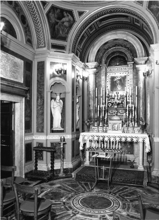 altare - a edicola, insieme di Vespignani Virginio, Muratori Domenico Maria (secc. XVII/ XIX)