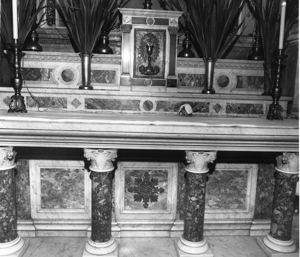 paliotto, elemento d'insieme - ambito romano (sec. XX)