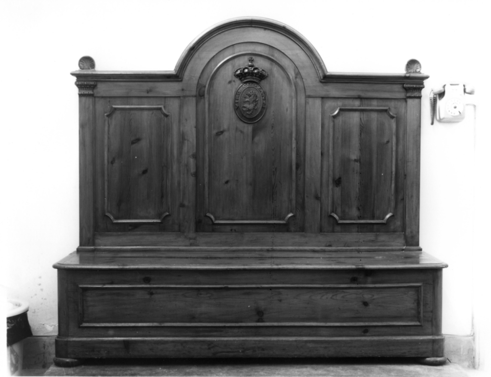 cassapanca, serie - ambito romano (inizio sec. XX)