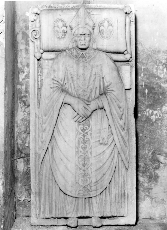 lapide tombale - ambito romano (sec. XV)