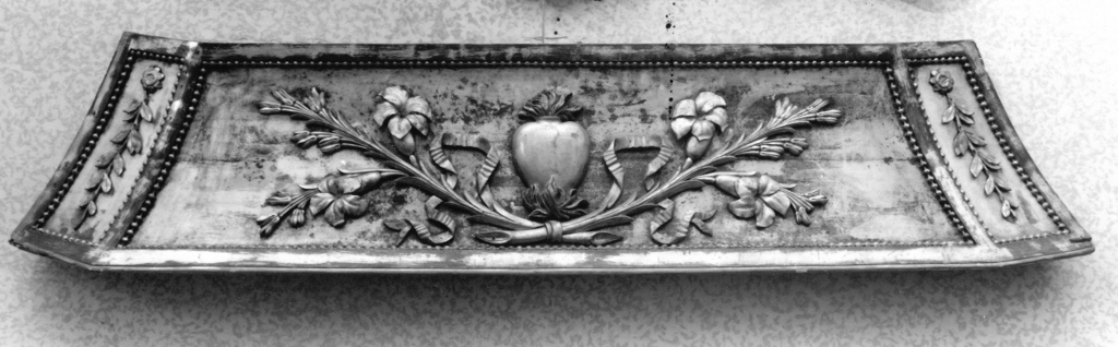 decorazione plastica - ambito romano (metà sec. XVII)