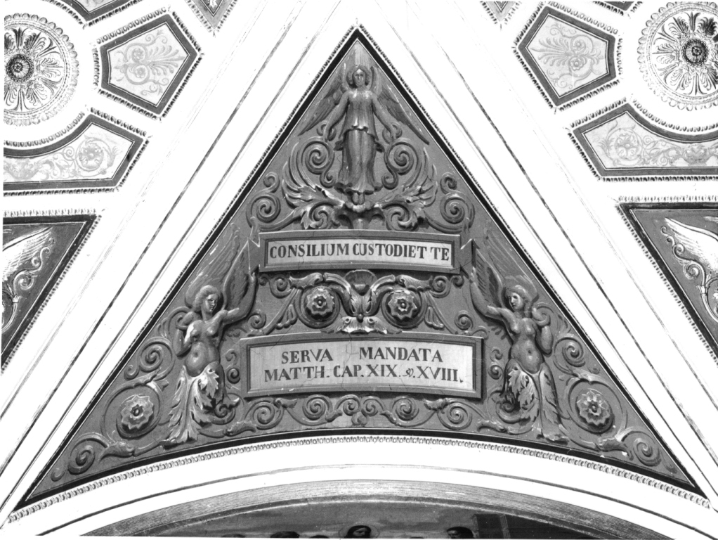 angeli reggitarga tra motivo decorativo a girali (soffitto dipinto, serie) di Lozano Isidoro, Hernandez Germano (sec. XIX, sec. XX)