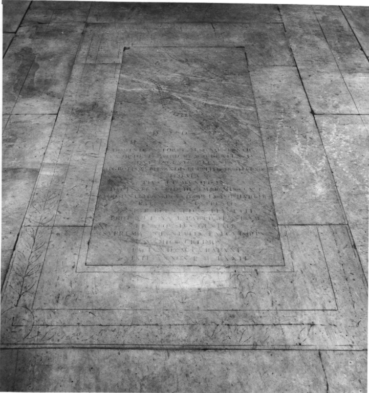 lastra tombale - ambito romano (sec. XVIII)