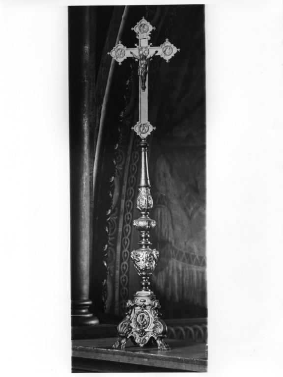 croce d'altare, serie - manifattura romana (seconda metà sec. XIX)