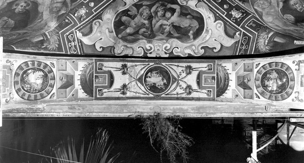 grottesche (dipinto) - ambito romano (sec. XVII)