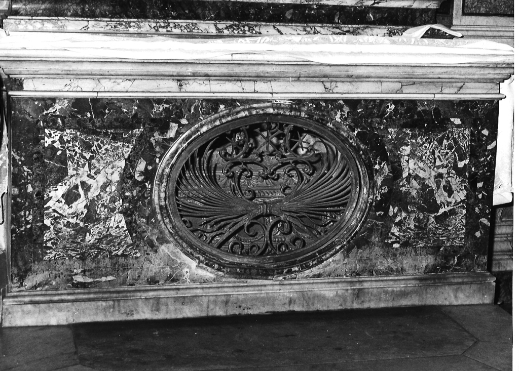 paliotto - ambito romano (sec. XVII)