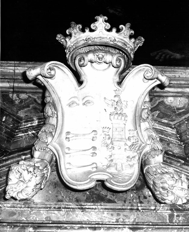 Stemma gentilizio Ossoli - Della Torre (rilievo, serie) - ambito italiano (sec. XVIII)