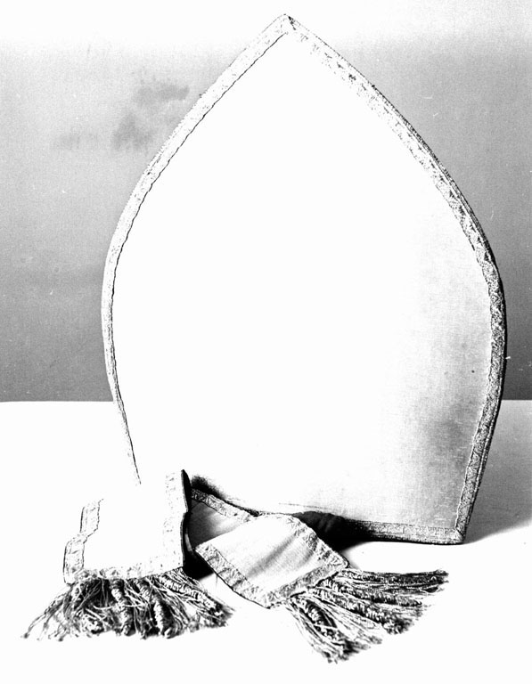 mitria - ambito romano (sec. XIX)