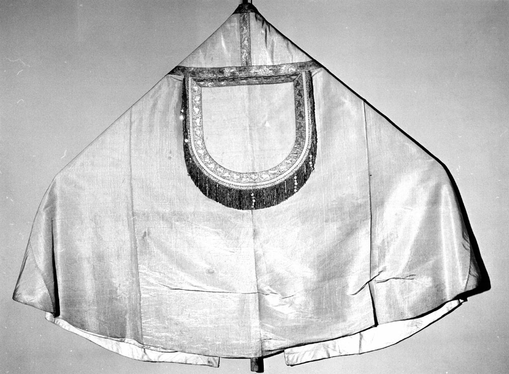 piviale, serie - ambito romano (sec. XIX)