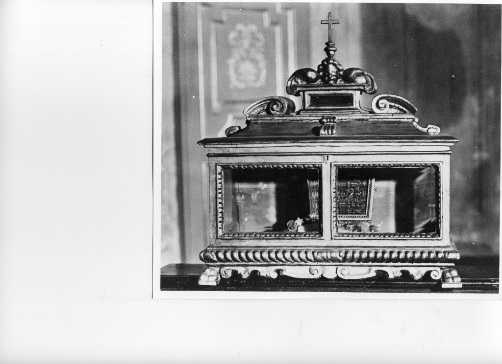 reliquiario a teca - a cofanetto - ambito romano (metà sec. XVII)