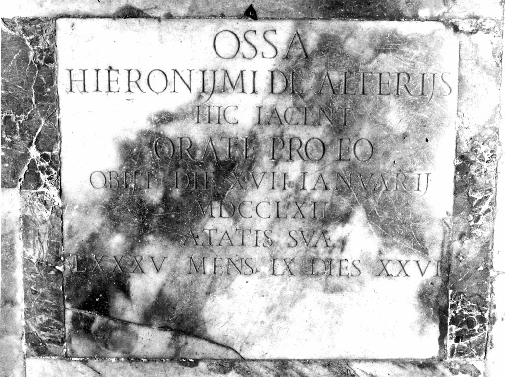 lapide tombale - ambito romano (sec. XVIII)