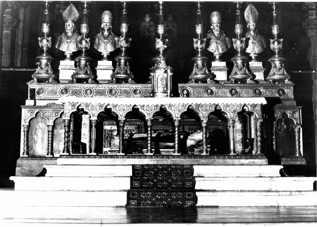altare di Fontana Giuseppe, Ceccarini Camillo (sec. XIX)