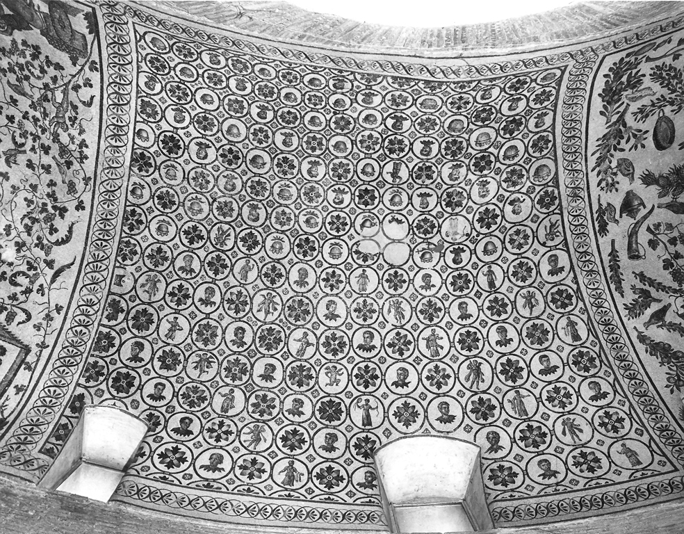 motivo decorativo a dischi con teste, figure e rosoni (decorazione musiva) - ambito ellenistico (secondo quarto sec. IV)