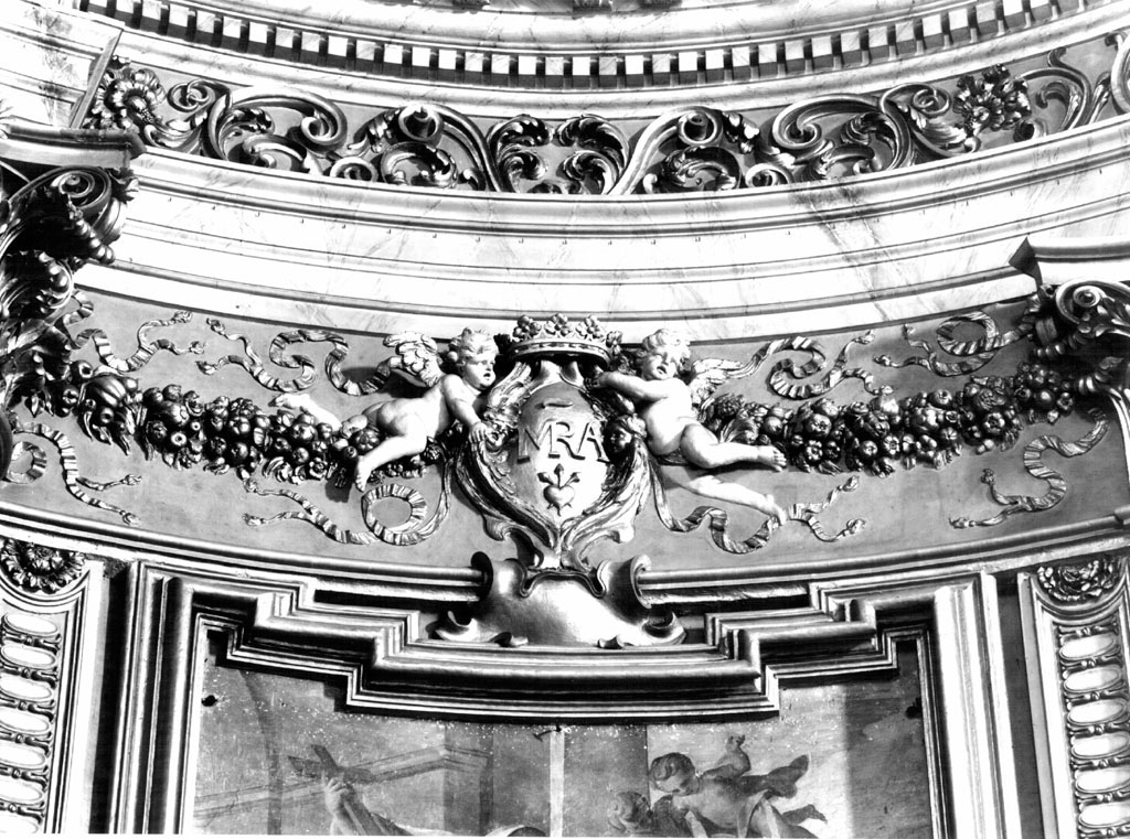 Angioletti reggistemma con festoni (rilievo) - ambito romano (sec. XVII)